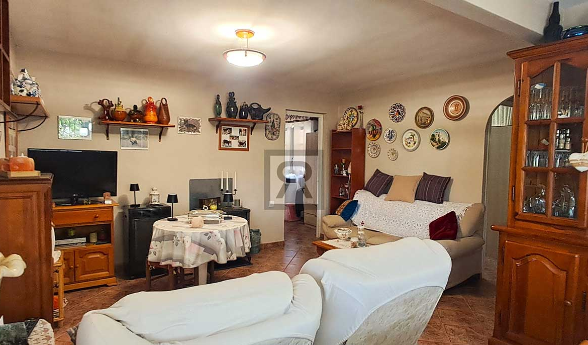 Finca de 5000m² con masía en montaña y con agua - La Selva del Camp (Tarragona) | Comeddor